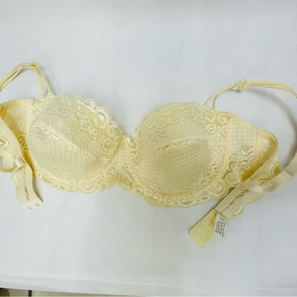 Vintage 70s Kylielina All Lace Underwire Push Up Bra, 40C - Picture 1 of 7